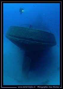 Wreck diving in Malta. Que du bonheur... :O)... by Michel Lonfat 